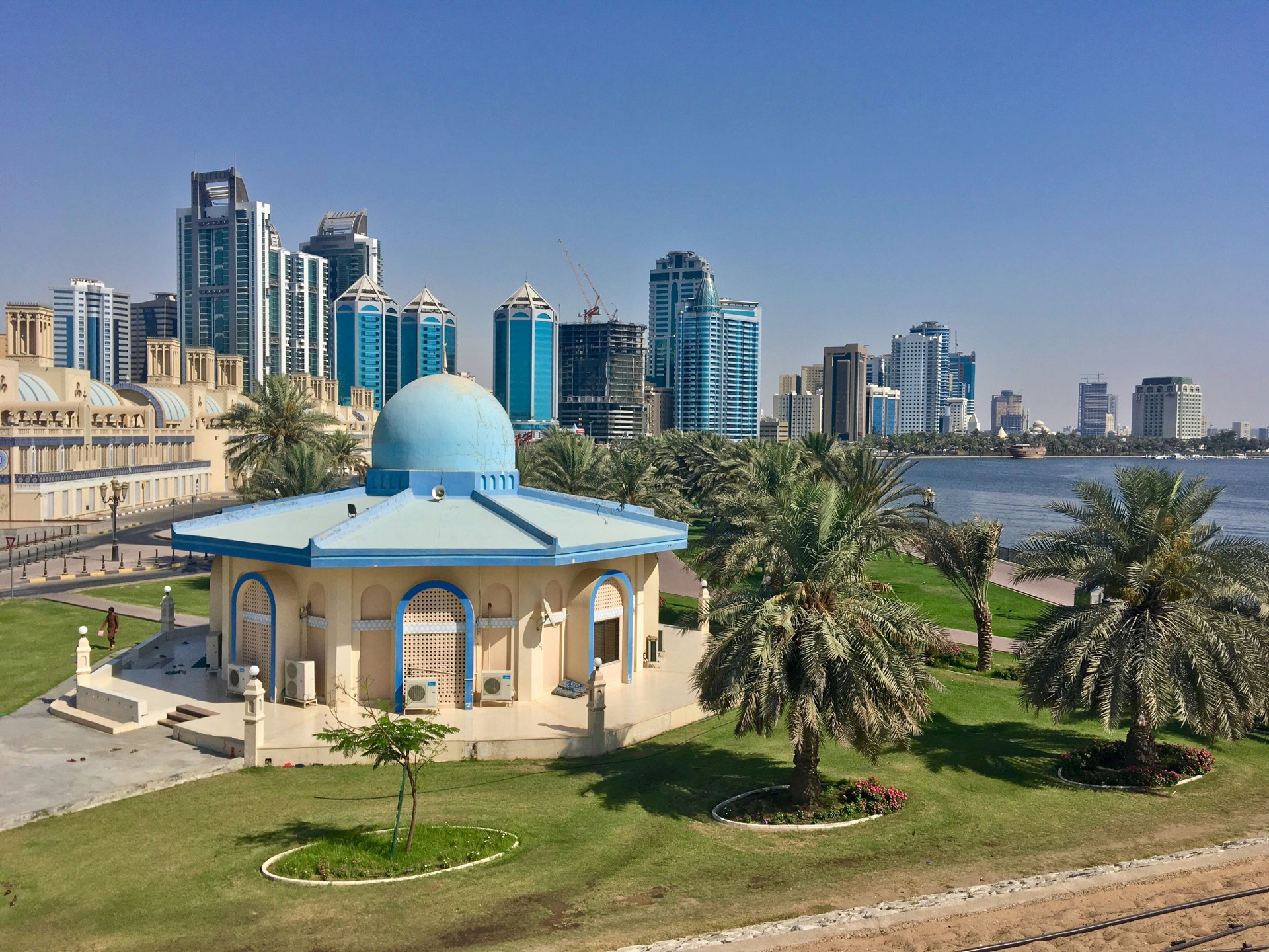 Sharjah — photo 3